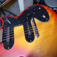 <span data-bind="text: shortDescription"><p><span style="font-size:x-large;">15% OFF</span></p><p><span style="font-size:x-large;">WAS &pound;199</span></p><p><span style="font-size:x-large;">CHRISTMAS SALE PRICE: &pound;169</span></p><p>Melody Maker E1 with superb action.</p><p>Condition: Various small chips and marks.</p></span>